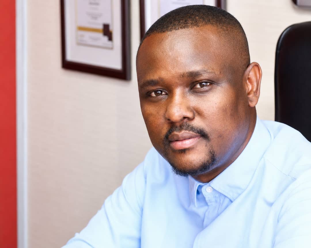 Mothusi Molokomme in an editorial portrait.